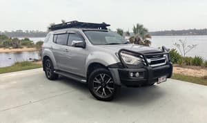 2021 Isuzu MU-X LS-U