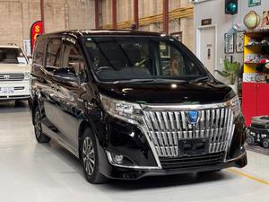 2018 Toyota Esquire HYBRID GI PREMIUM PACKAGE