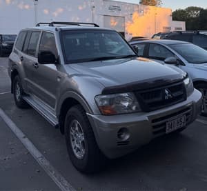 2004 Mitsubishi Pajero GLX NP