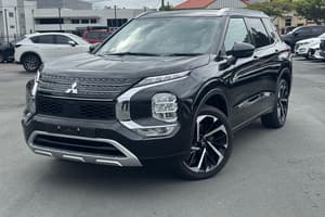 2024 Mitsubishi Outlander PHEV Exceed ZM
