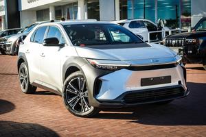 2024 Toyota bZ4X XEAM10R