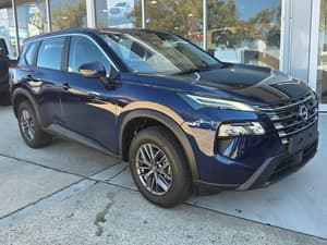 2025 Nissan X-TRAIL ST T33