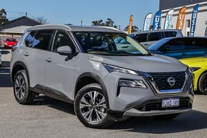 2025 Nissan X-TRAIL ST-L T33