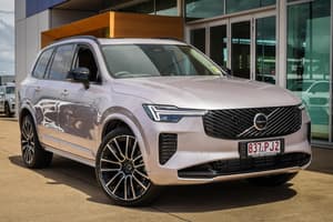 2025 Volvo XC90 Ultra T8 Plug-In Hybrid Dark