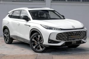 2026 MG HS Hybrid+ Essence Auto MY25