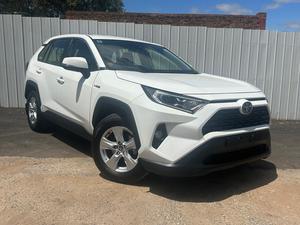 2021 Toyota RAV4 GX Auto eFour