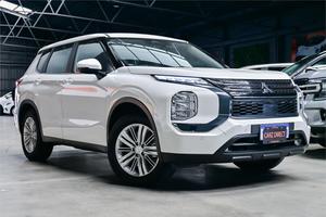 2024 Mitsubishi Outlander ES ZM