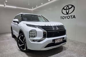 2022 Mitsubishi Outlander Exceed ZM
