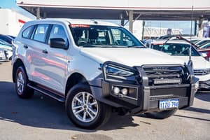 2022 Isuzu MU-X LS-M
