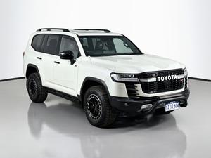 2023 Toyota Landcruiser GR Sport FJA300R