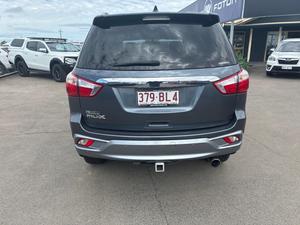 2021 Isuzu MU-X LS-T
