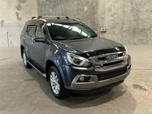 2018 Isuzu MU-X LS-T