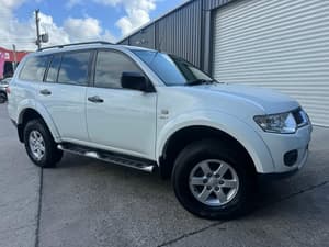 *** 2013 MITSUBISHI CHALLENGER PB (4X4) *** AUTOMATIC FAMILY WAGON *** FINANCE FROM $76 pw T.A.P ***