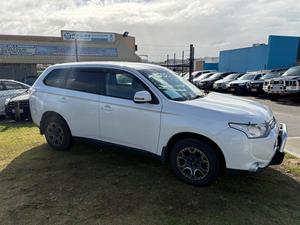 2013 Mitsubishi Outlander LS ZJ