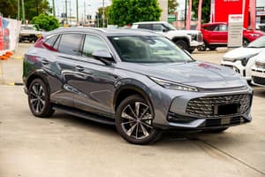 2025 MG HS Super Hybrid Essence AS33P