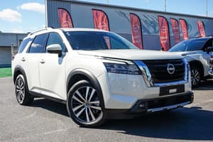 2023 Nissan Pathfinder Ti-L R53