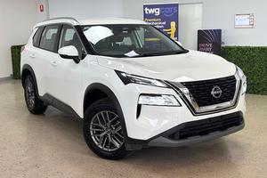 2024 Nissan X-TRAIL ST T33