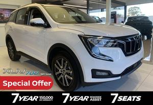 2025 Mahindra XUV700 AX7L