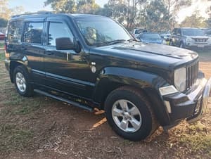 2010 JEEP CHEROKEE SPORT (4x4)
