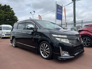 2011 Nissan Elgrand Luxury 7 Seater HWS Premium 3.5L V6