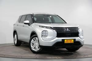 2022 Mitsubishi Outlander ES ZM