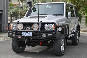 2019 Toyota Landcruiser GXL Manual 4x4