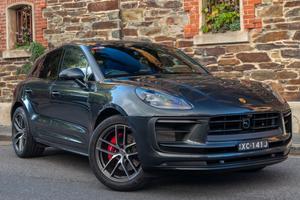 2022 PORSCHE MACAN S