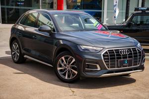 2022 Audi Q5 35 TDI FY