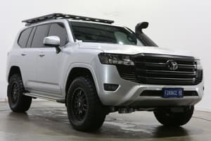 2024 Toyota Landcruiser GXL FJA300R