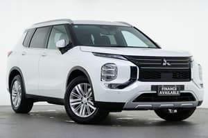 2024 Mitsubishi Outlander LS ZM