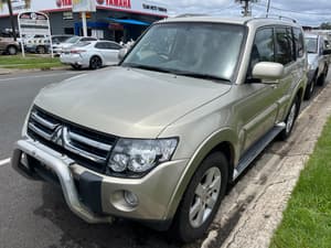 2007 Mitsubishi Pajero VR-X LWB (4x4)