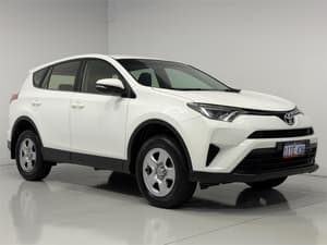 2017 Toyota RAV4 GX ASA44R