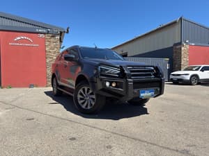 2021 Isuzu MU-X LS-U