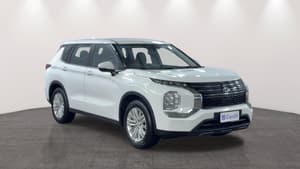 2024 Mitsubishi Outlander ES ZM