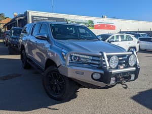 2017 Toyota Hilux SR5 GUN126R 4X4