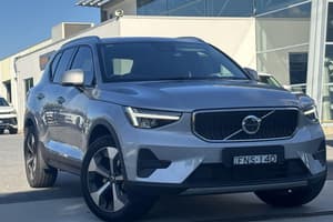 2024 Volvo XC40 Ultimate B4 Bright Auto AWD MY24