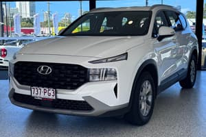 2023 Hyundai Santa Fe Auto MY23