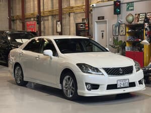 2012 Toyota Crown Athlete GRS204