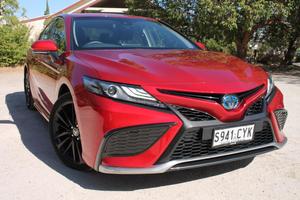 2023 Toyota Camry SX Auto