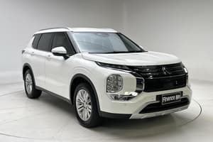 2024 Mitsubishi Outlander LS ZM