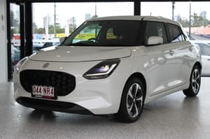 2025 Suzuki Swift Hybrid GLX Auto