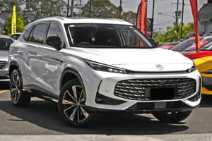 2025 MG HS Essence Auto MY25