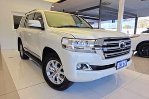 2020 Toyota Landcruiser Sahara VDJ200R