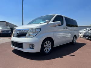 2006 Nissan Elgrand Luxury 8 Seater 4WD