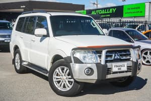 2012 Mitsubishi Pajero VR-X NW