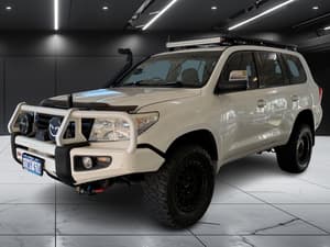 2014 Toyota Landcruiser Altitude VDJ200R