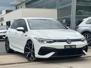 2024 Volkswagen Golf R 8