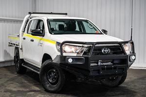 2022 Toyota Hilux SR Auto 4x4 Double Cab