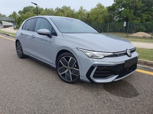2025 Volkswagen Golf 110TSI R-Line 8.5