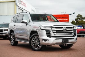 2024 Toyota Landcruiser Sahara ZX FJA300R